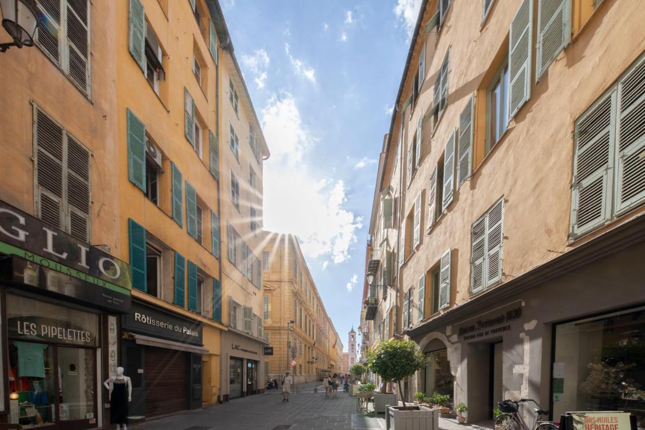 Spacious And Bright Flat Close To The Beach : Heart Of Old Nice Exterior photo